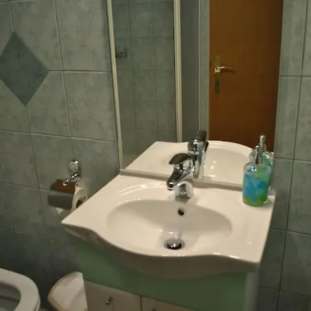 ファームステイ Tourist Farm Kladje